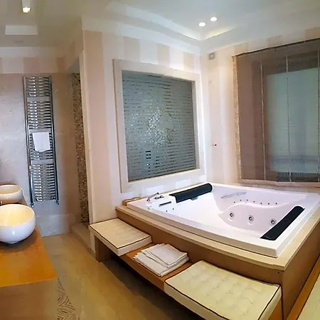 San Lorenzo - Boutique & 4* Lettere